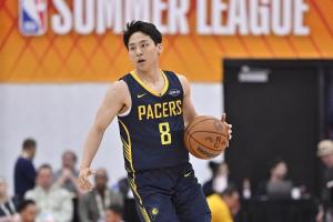 河村勇辉签约快船引争议，裁判判罚成比赛转折点？