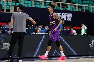 直播吧：吉林队有望引进试训球员孙思尧，填补曾繁日离队后空缺位置