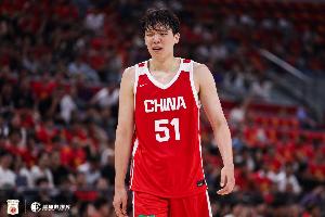 媒体人:我们内部在大延误上不够果断,让日本队获得了许多空位出手机会