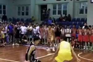 穿裆，拉杆，一气呵成！这球是真的绝了！
