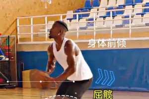 巴特勒一段式跳投接球到出手衔接流畅，整个动作无卡顿...