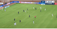 三镇以2-0领先十人新鹏城，申桓铭解围踢出乌龙助攻，汪晋贤压哨破门