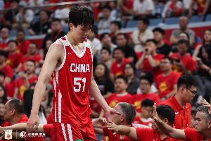 媒体人士指出：中国男篮前锋处理球技差 日本进攻端重点针对瀚森