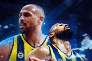 前湖人球员霍顿-塔克新赛季将留在费内巴切,不回NBA