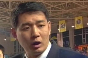 前山东球员回忆：2005年球队住宿成难题，巩晓彬出手解围并凝聚团队