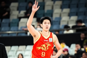 战术布局精准！山西男篮赵嘉仁如何凭借高效转换锁定胜局