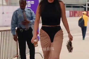 WNBA入场穿搭大比 ，吧友们觉得谁最时尚