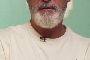 基恩+内维尔+赖特齐批国际足联对巴洛贡的处理方式：闹剧，太荒谬