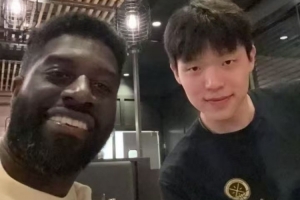 山东名宿助教杰特曾向丁彦雨航承诺：我们不打算交易杨瀚森
