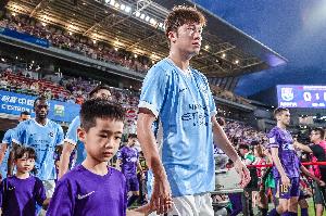 记者曝：新鹏城队明日将宣布引进一名28岁后腰，填补张晓彬离队留下的空缺