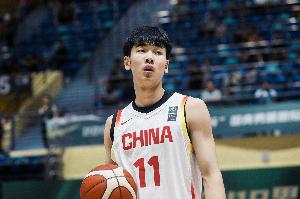 张博源在路易斯维尔表现优异，NCAA适宜积极乐观型球员加入