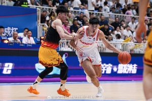 争议判罚引热议，顾全首秀深圳与江苏激战正酣