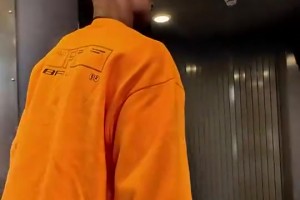 巴特勒社媒晒走路视频：已无大碍 但右腿仍有些受限