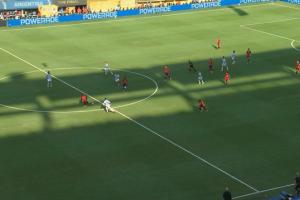费兰进球虽被判越位无效，西班牙仍以1-0击败阿根廷！
