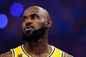 Windhorst：詹姆斯对自由市场立场与前大相径庭，无人能提供顶薪合同