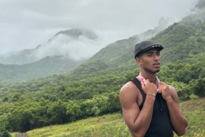 重返自然！贝林厄姆在社交媒体上分享山林度假照片