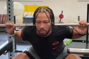 夺冠了也不放松！布伦森每天都在健身房练力量提升自己