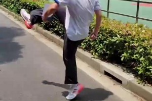 这一下，踢足球的和打篮球的都沉默了！
